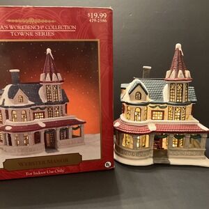 VTG Santa's Workbench Webster Manor Towne Series Lighted Christmas Village W/Box